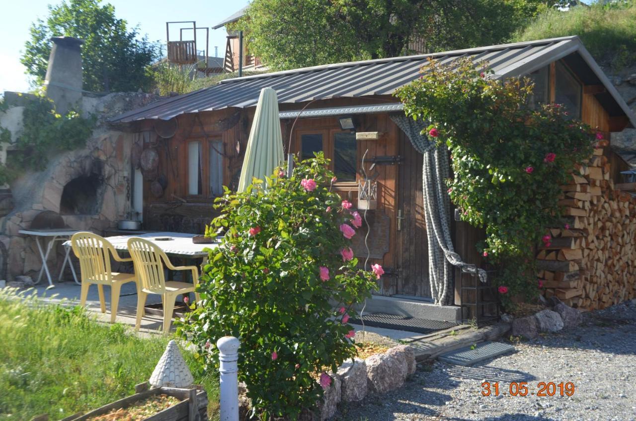 Le Love Chalet Des Alpes Guillestre Luaran gambar