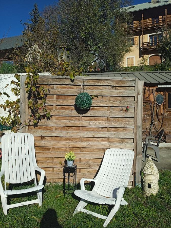 Le Love Chalet Des Alpes Guillestre Luaran gambar