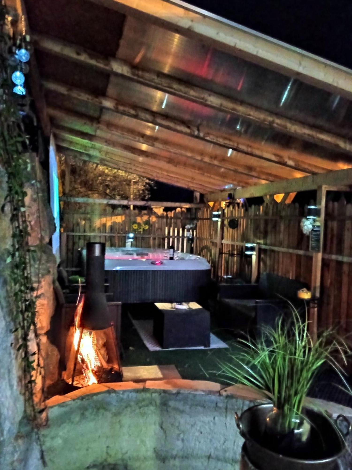 Le Love Chalet Des Alpes Guillestre Luaran gambar